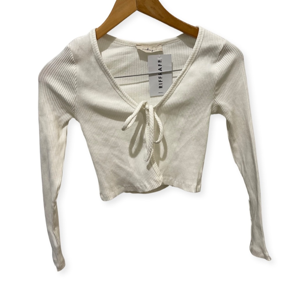 Street style tie cardigan/top on white!❤️‍🔥